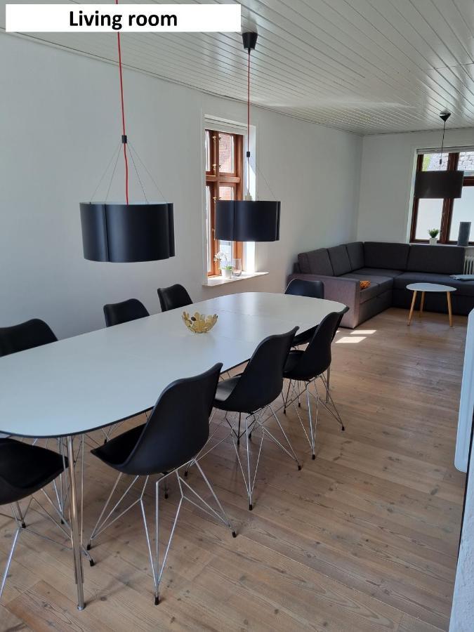 Taet Pa Centrum & Mch/Boxen - Huset Nr. 11 Herning Esterno foto