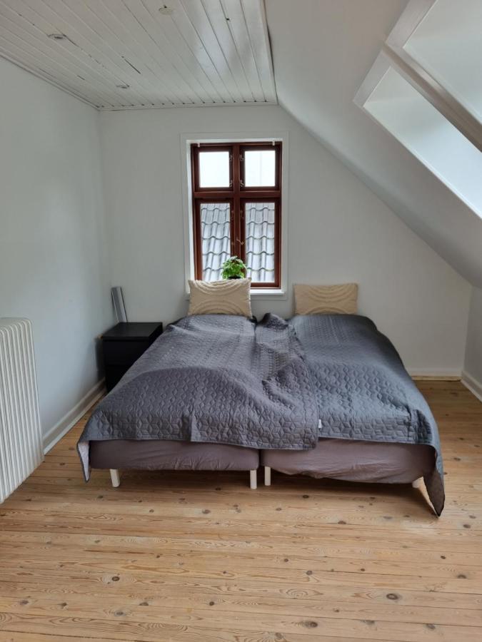 Taet Pa Centrum & Mch/Boxen - Huset Nr. 11 Herning Esterno foto